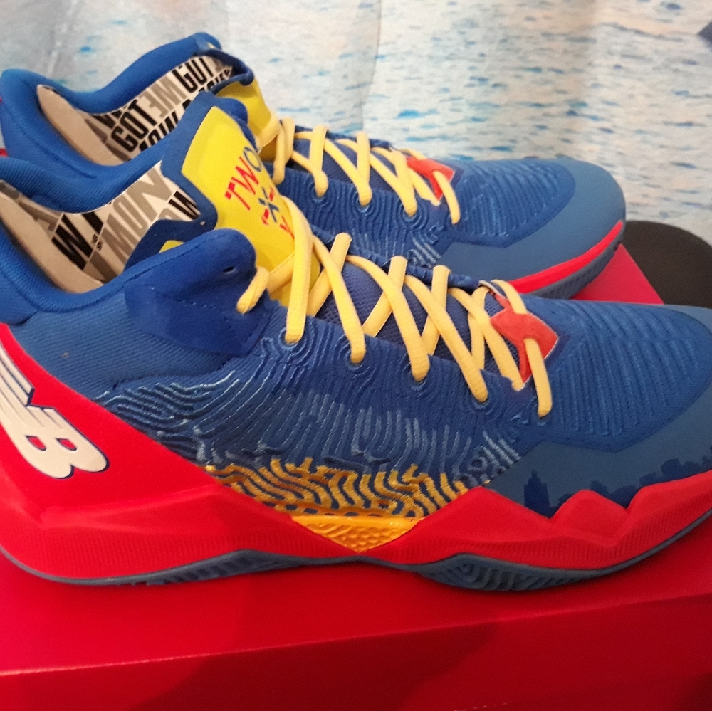 New Balance TWO WXY Blue Red mens (US) 11